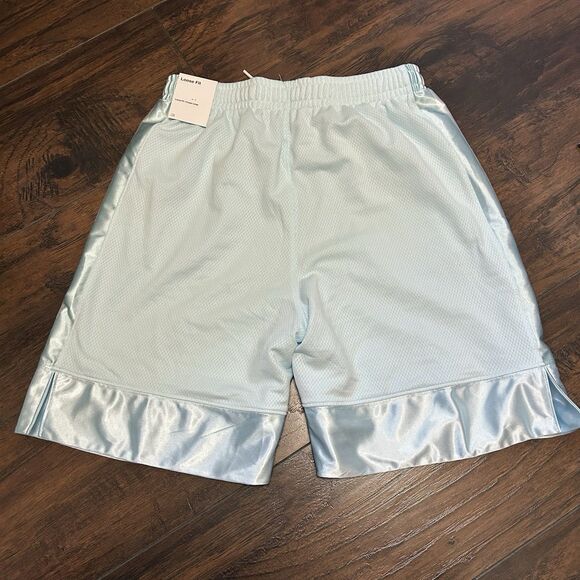 NWT Nike Kids Boys Dri-Fit Elite Basketball Shorts Game Light Blue Size Large - Picture 7 of 7